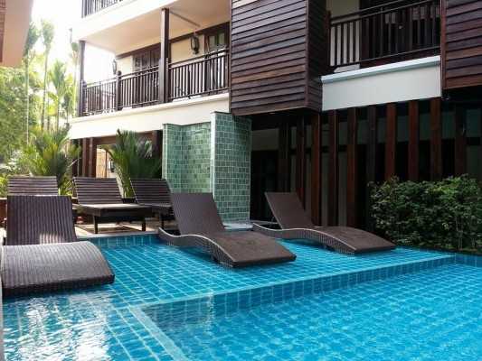 สระว่ายน้ำ @ โรงแรม เวียงท่าแพ รีสอร์ท เชียงใหม่ (Viang Thapae Resort) เป็น ที่พักเชียงใหม่เปิดใหม่ ใจกลางเมือง