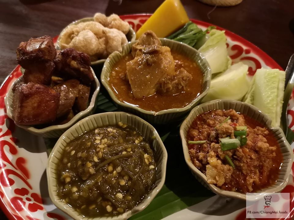 เฮือนม๋วนใจ๋ อาหารพื้นเมืองเชียงใหม่