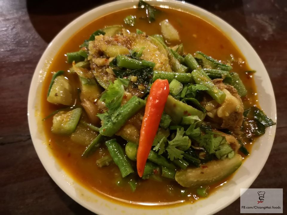 แกงแคไก่